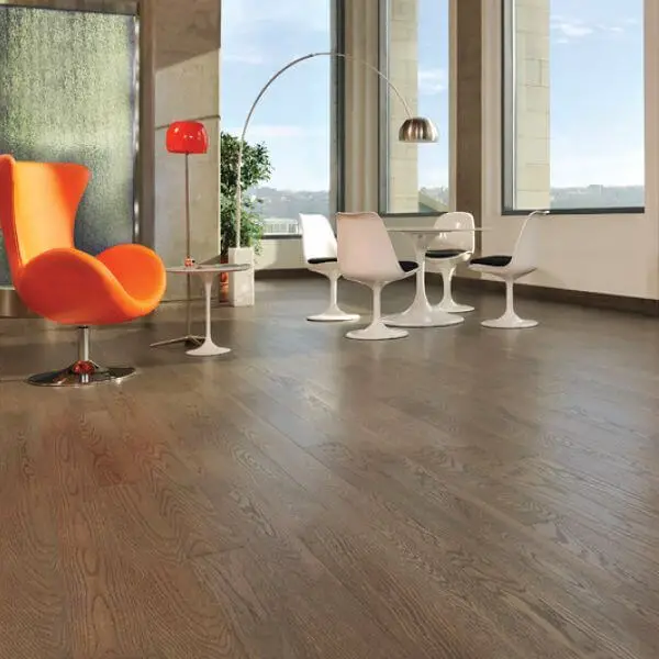 Red oak flooring: Hardwood grain choice