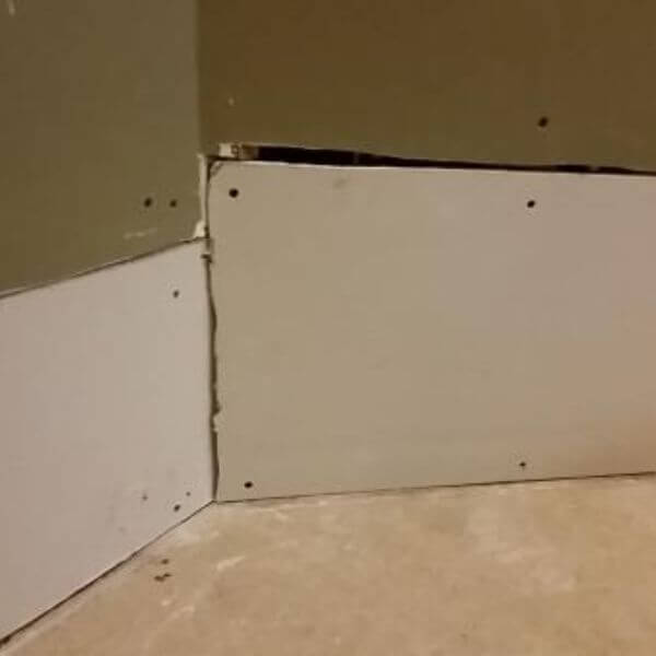 Fill Gaps With Joint Compound/Drywall Mud