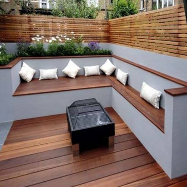 DIY Garden Bench for Seating and Storage
