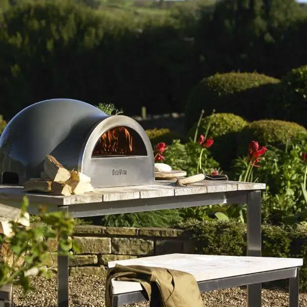 DIY Outdoor Pizza Oven for Culinary Fun