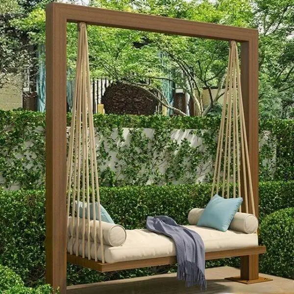 DIY Outdoor Swing Bed for Relaxing Bliss