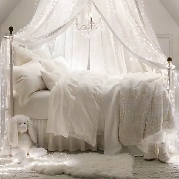 Dreamy Tulle Bed Canopy