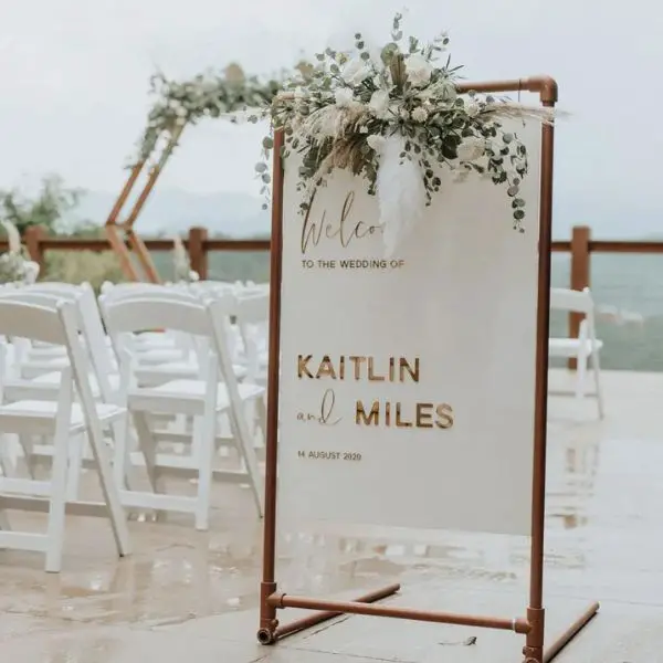  Whimsical Welcome Signs