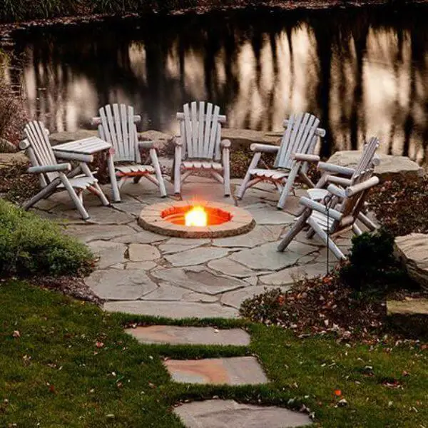 Cozy Fire Pit Area for Gatherings