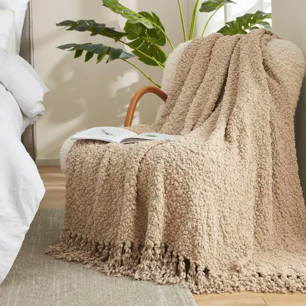 Cozy Throw Blankets