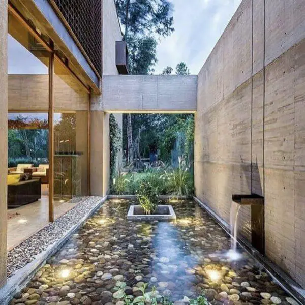 Innovative Water Features for a Luxurious Touch