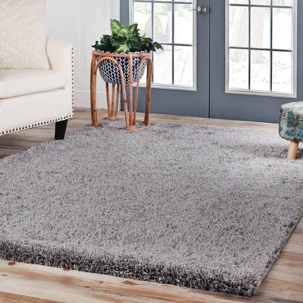 Experiment with Textured Shag Rugs for Cozy Comfort