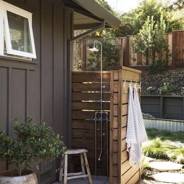 Multi-Level Platforms for Shower and Toilet Areas