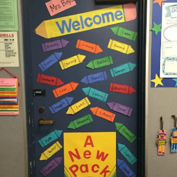 23 Spirited Dorm Door Decorations Perfect For Cheer Camp