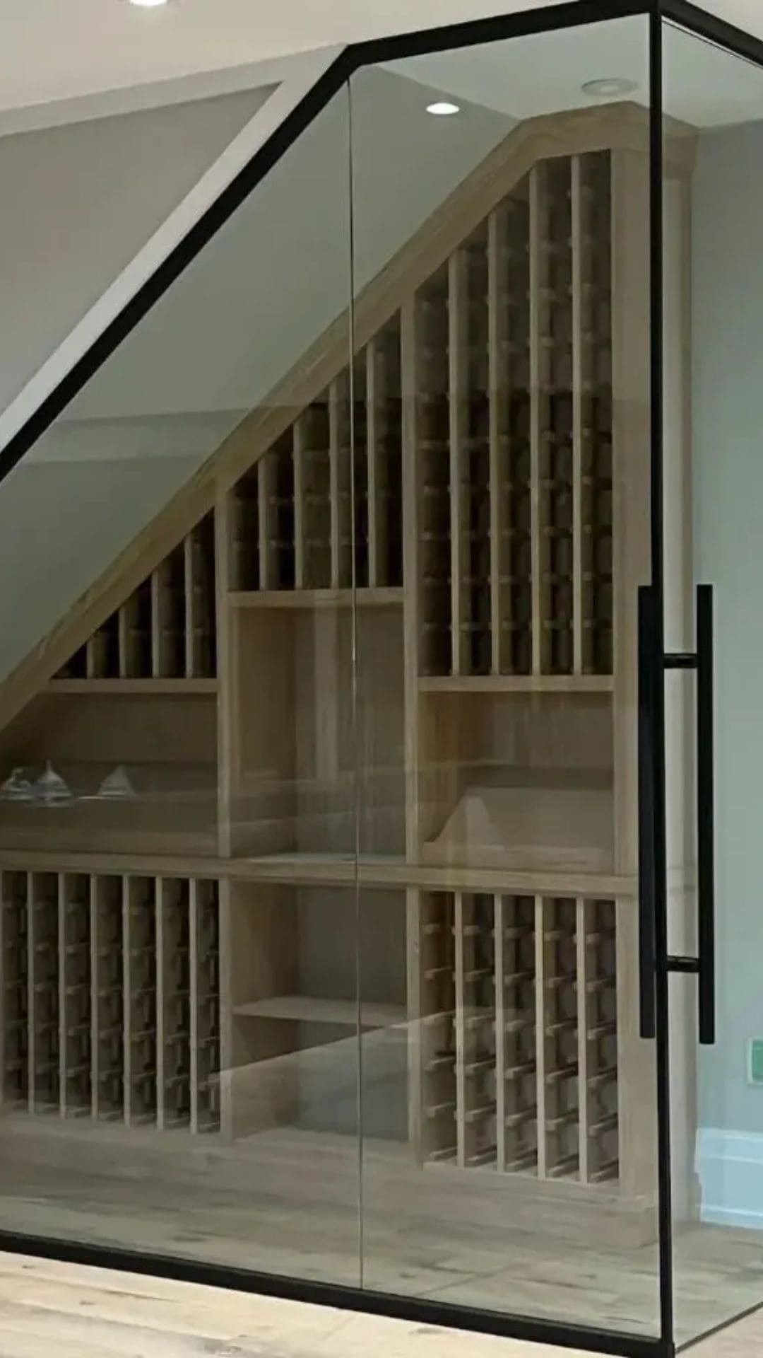 How to Decorate Under Stairs Dead Space Creatively