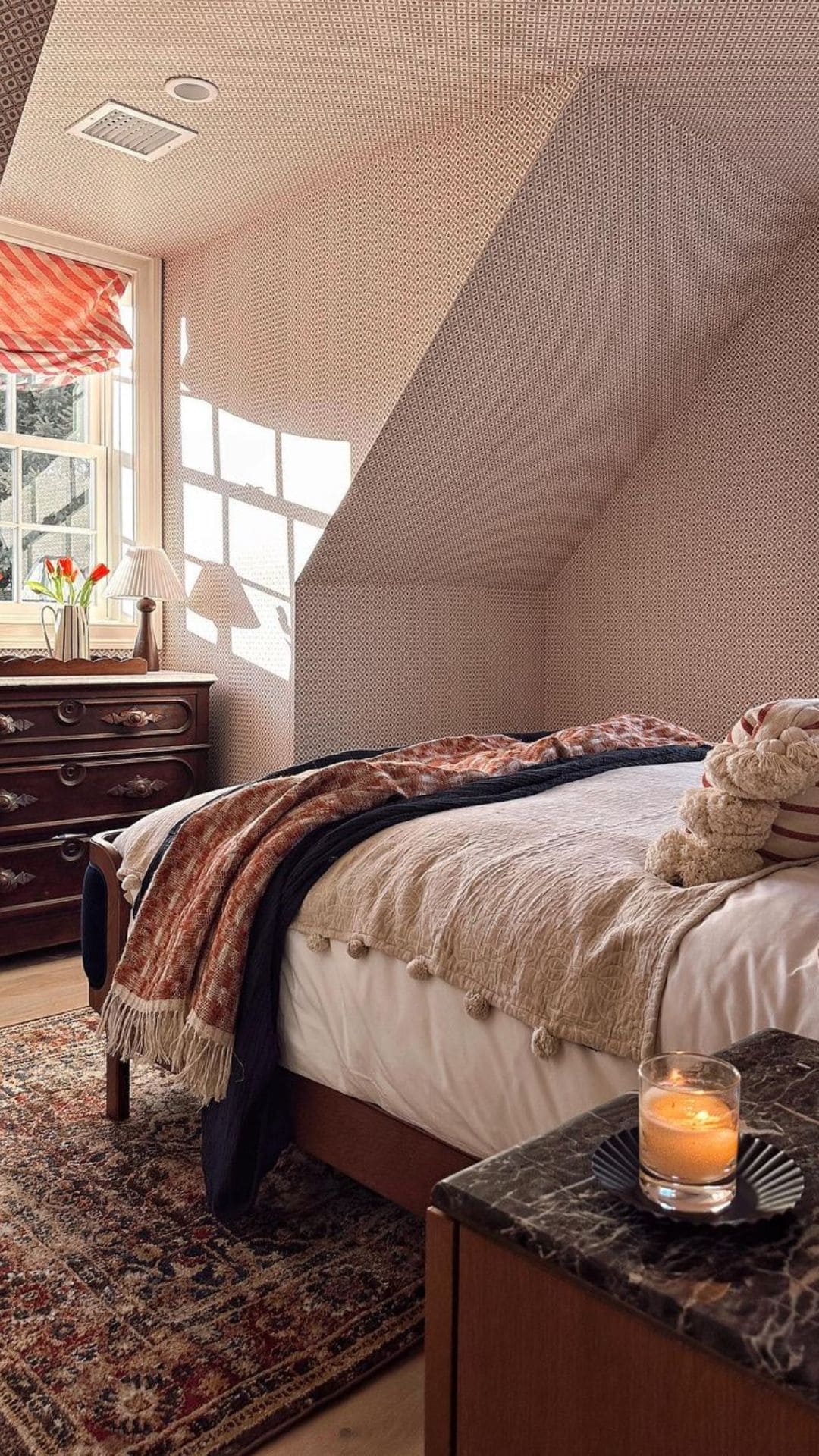 Cottage-Inspired Small Attic Bedroom Ideas with Cozy Decor