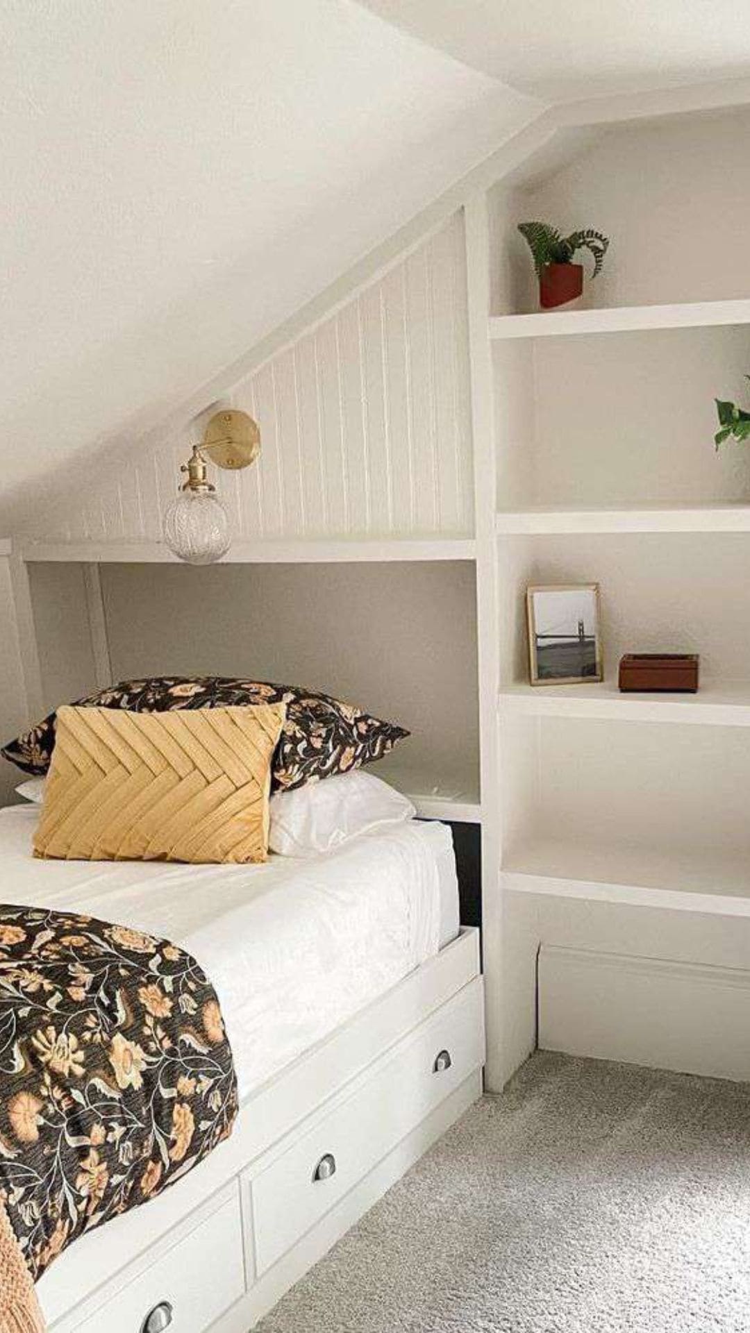 Small Attic Bedroom Ideas for Teens with Functional Layouts