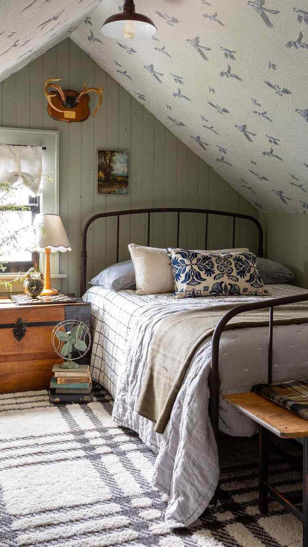 Small Attic Bedroom Ideas with Low Ceilings